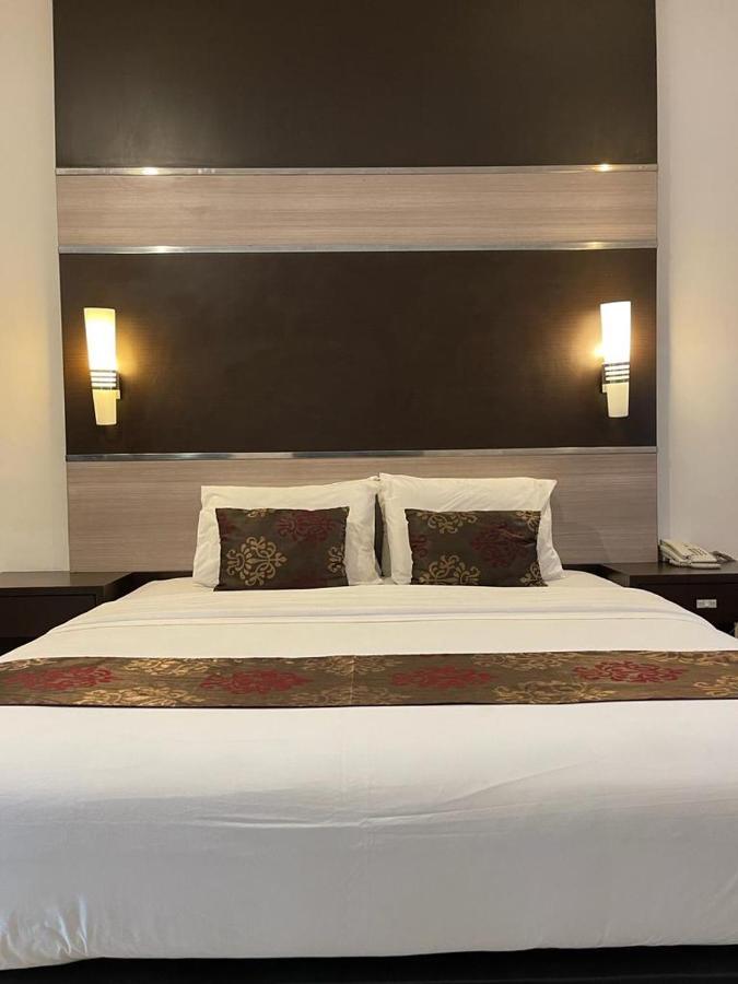 Aresidencia Sei Putih Hotell Medan Exteriör bild