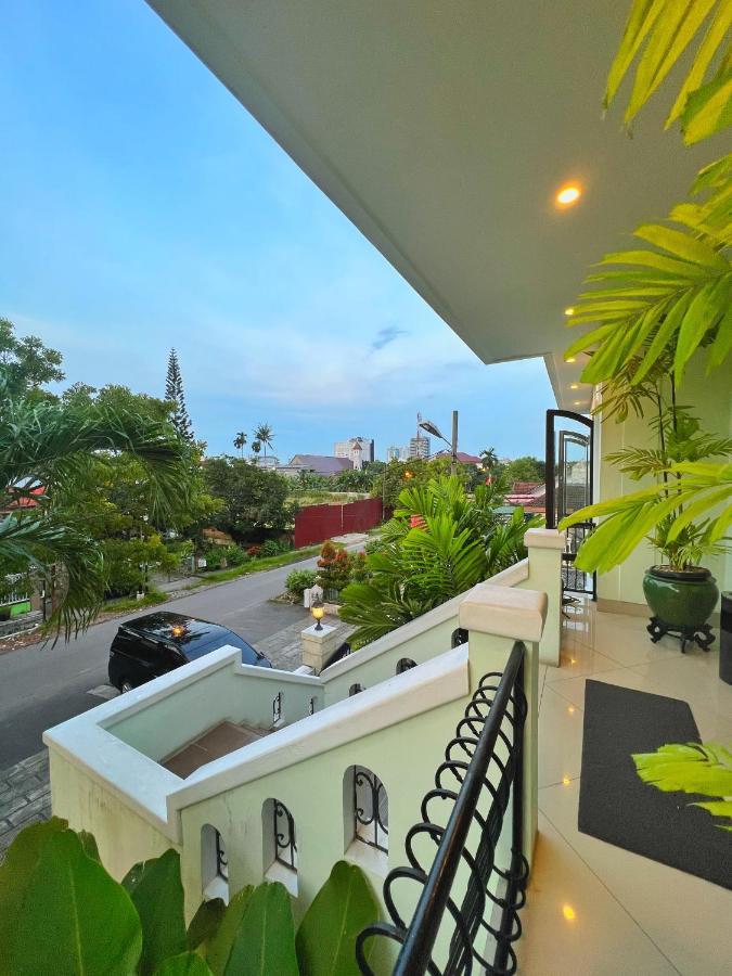 Aresidencia Sei Putih Hotell Medan Exteriör bild